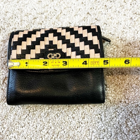 Cole Haan Skylar Woven Vachetta Wallet Leather Black Cream Small ID Credit Card - Picture 10 of 10